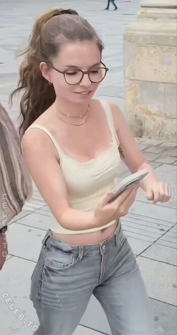 Full leaked Jessii wee private photo