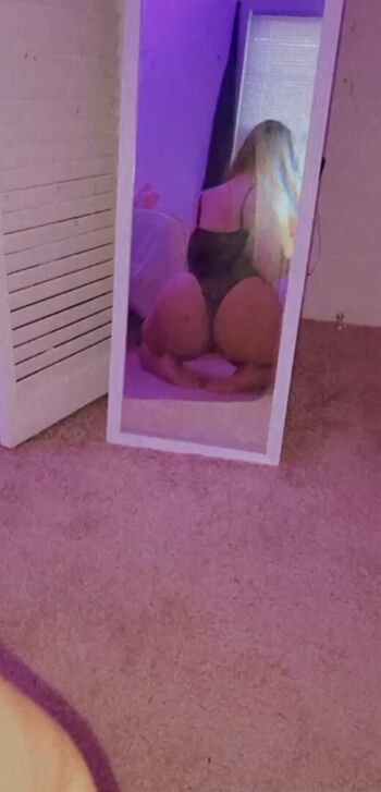 Full leaked Jessiieelynn private onlyfans photo
