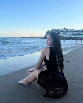 Full leaked Jessiinnie page private photo