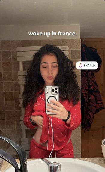 Full leaked Jezabzllz private onlyfans photo