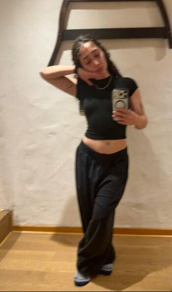 Full leaked Jezabzllz private onlyfans photo