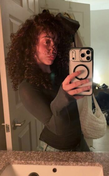 Full leaked Jezabzllz private onlyfans photo