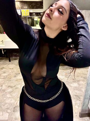 Full leaked Jezzylush private onlyfans photo