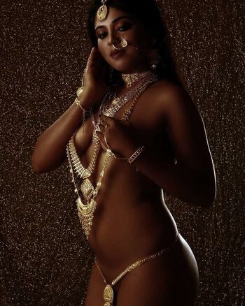 Full leaked Jhilik roy private photo