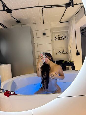 Full leaked Jhone saray private photo