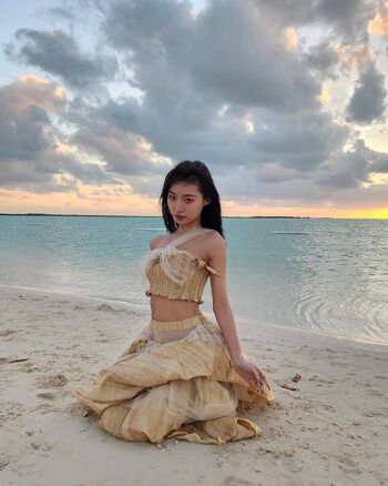 Full leaked Jia east page private onlyfans photo