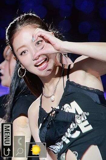 Full leaked Jihyo page private photo