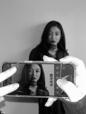 Full leaked Jihyo page private photo