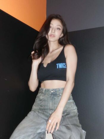 Full leaked Jihyo private photo