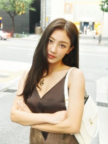 Full leaked Jihyo private photo