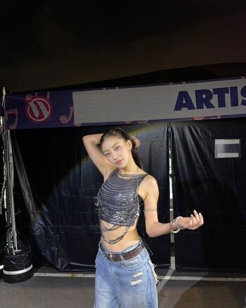Full leaked Jihyo private photo