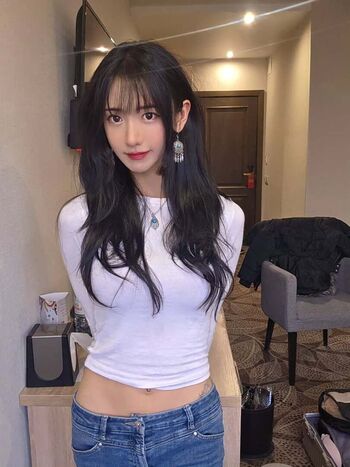 Full leaked Jinnytty private onlyfans photo