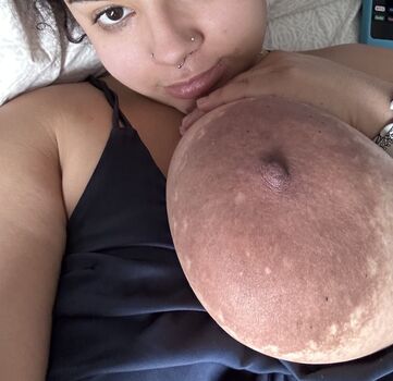 Full leaked Jinxluvfil private onlyfans photo