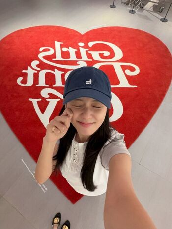 Full leaked Jisoo private photo