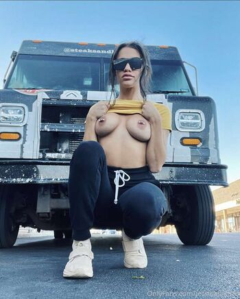 Full leaked Jjaimze private onlyfans photo