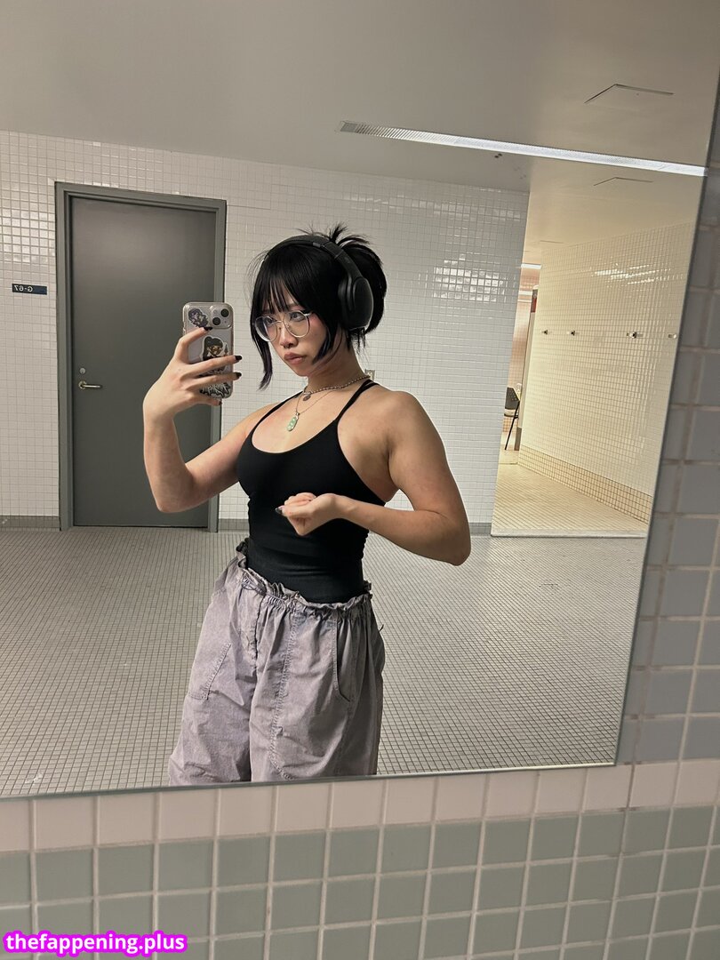 Janet He / https: / jjanethe / jjanethee / jjanether6 ヌードOnlyFans写真 #3