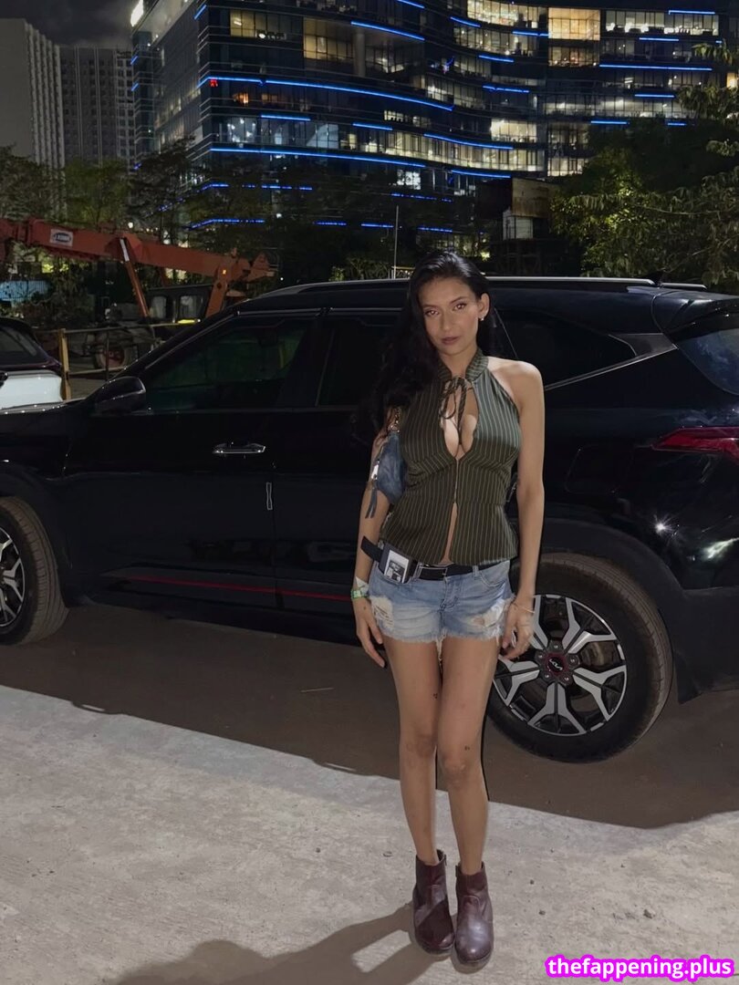 Jjuvzzz / Juveeriaa / Juveria Fotografie OnlyFans Dezbrăcată #3