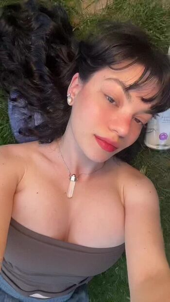 Full leaked Joelle page private photo