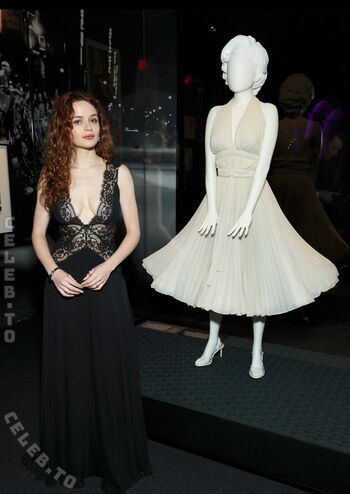 Full leaked Joey king private photo