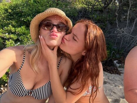 Full leaked Joey king page private photo