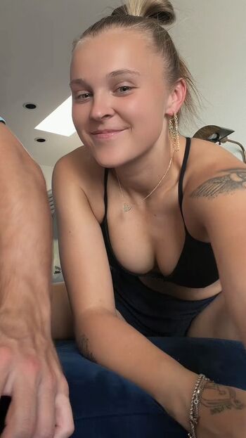 Full leaked Jojo siwa private photo