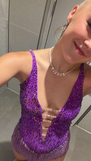 Full leaked Jojo siwa private photo