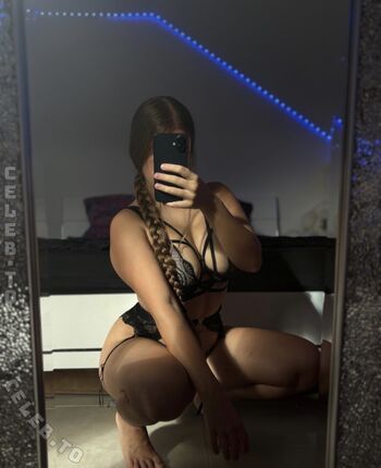 Full leaked Joleen private photo