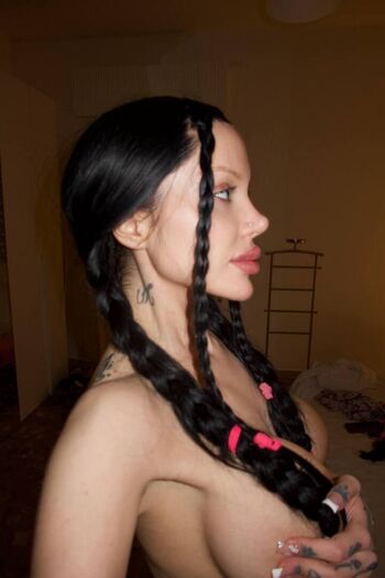 Full leaked Joliejoliecat private onlyfans photo