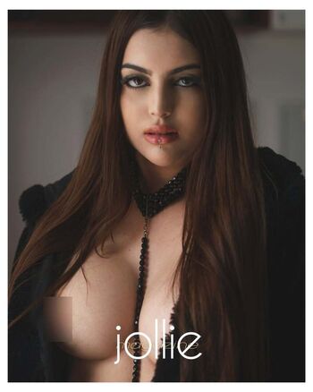 Full leaked Jollie magazine private photo
