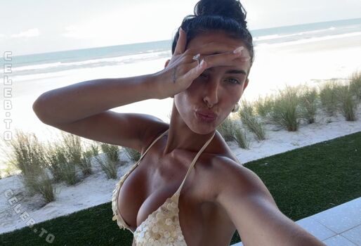 Full leaked Jordan beckham private photo