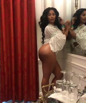 Full leaked Joseline private photo