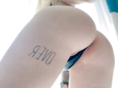 Full leaked Josie peach page private photo