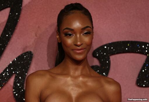 Full leaked Jourdan dunn private photo