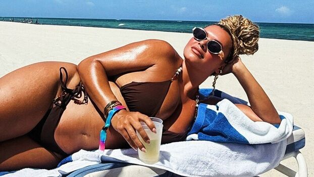 Full leaked Joy taylor private photo