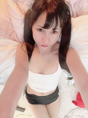 Full leaked Joyce poring page private photo