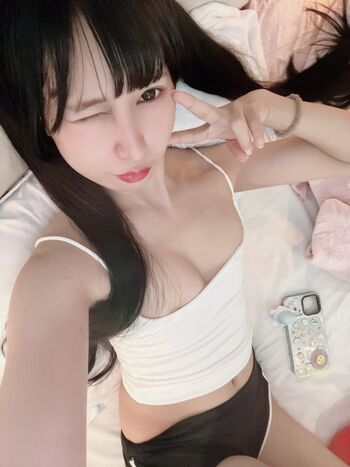 Full leaked Joyce poring page private photo