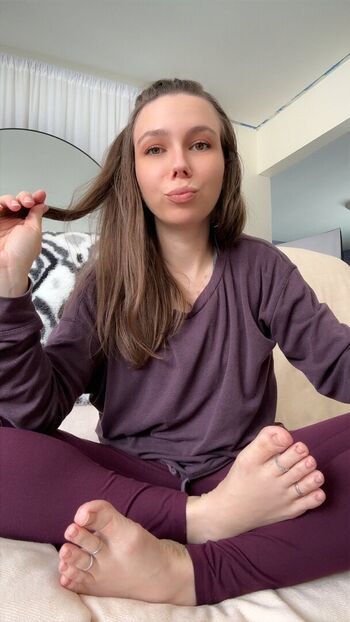 Full leaked Joyfullfeet private onlyfans photo