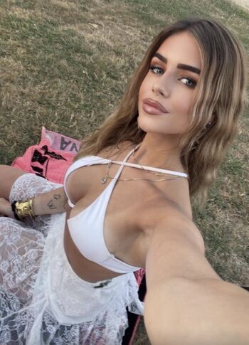 Full leaked Joyliana private photo
