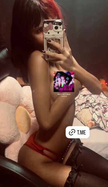Full leaked Juhzkww private photo