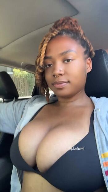 Full leaked Juicciberrii private photo