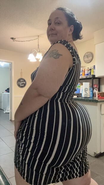Full leaked Juicymommat private photo