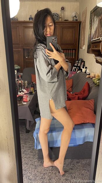 Full leaked Jujuna private photo