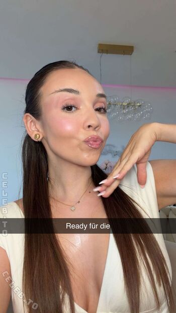 Full leaked Julesboringlife private photo