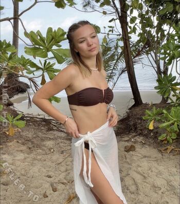 Full leaked Julia beautx page private onlyfans photo