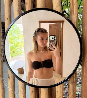 Full leaked Julia beautx page private onlyfans photo