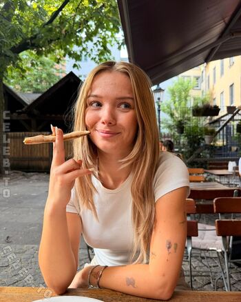Full leaked Julia beautx private photo