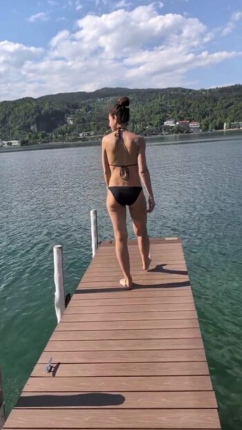 Full leaked Julia bradbury private photo