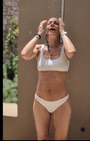 Full leaked Julia bradbury private photo