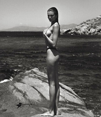 Full leaked Julia courtes private photo