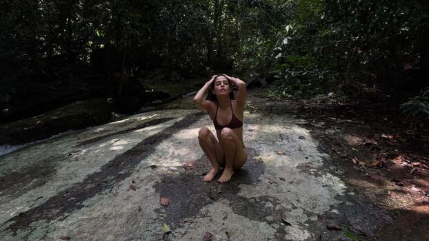 Full leaked Julia dalavia private onlyfans photo